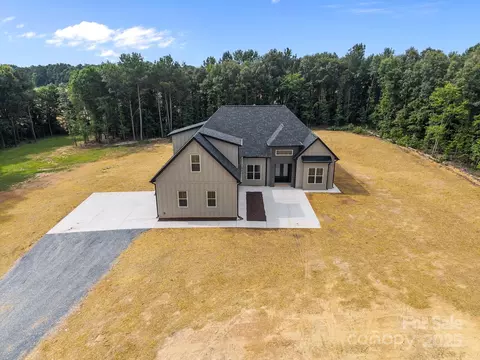 5507 Nc 218 Hwy, Peachland, NC 28133