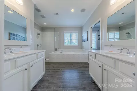Bath - 5256 Meadowcroft Way, Fort Mill, SC 29708 photo 3 of 5