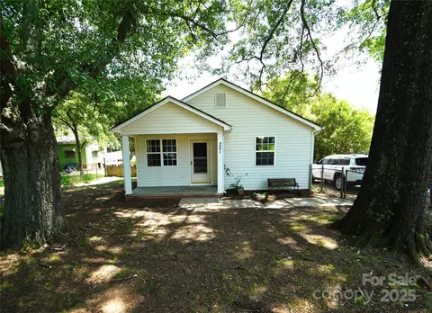 201 W 19th St, Kannapolis, NC 28081
