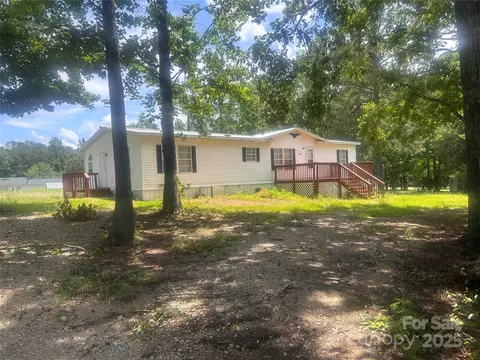 109 Pinion Dr, Greenwood, SC 29649