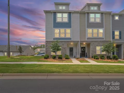 8332 Waxhaw Hwy, Waxhaw, NC 28173