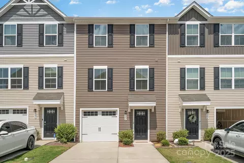 706 Dillon Way, Fort Mill, SC 29715
