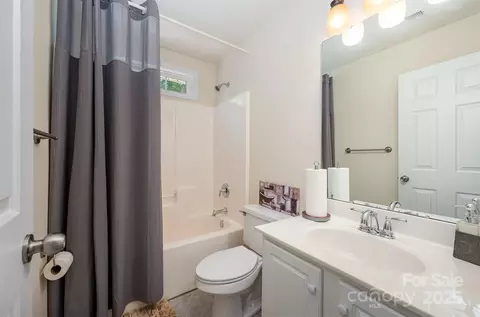Bath - 2804 Pulaski Dr, Monroe, NC 28110 photo 5 of 5