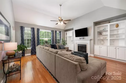 Living - 2804 Pulaski Dr, Monroe, NC 28110 photo 1 of 3