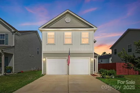 12522 Palomino Dr, Midland, NC 28107