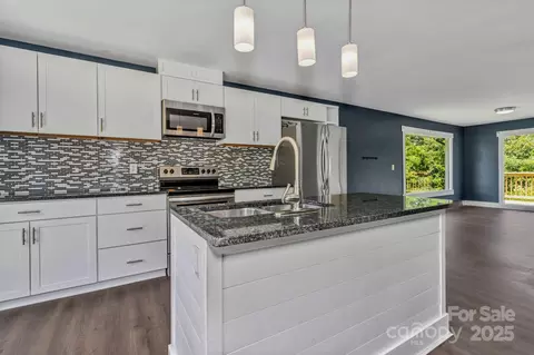 Kitchen - 41 Remembrance Rdg, Flat Rock, NC 28731 photo 1 of 3