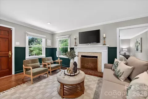 2034 Lanier Ave, Charlotte, NC 28205