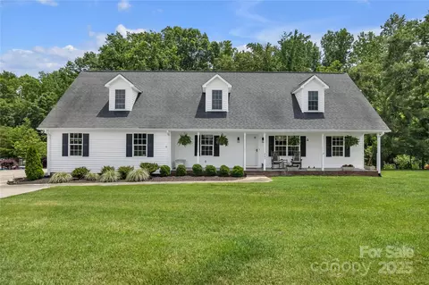247 Helton Rd, Cherryville, NC 28021
