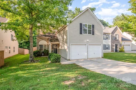 4317 Springhaven Dr, Charlotte, NC 28269