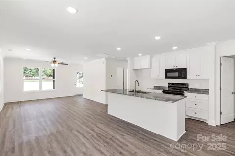 Living - 814 Generation Ln, Clover, SC 29710 photo 3 of 5
