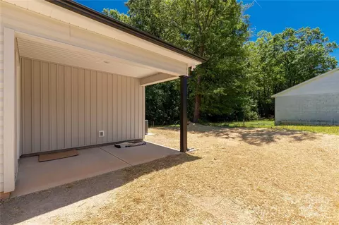 Exterior - 812 Generation Ln, Clover, SC 29710 photo 6 of 6
