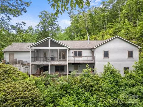 253 Sandy Ln, Brevard, NC 28712 photo 3