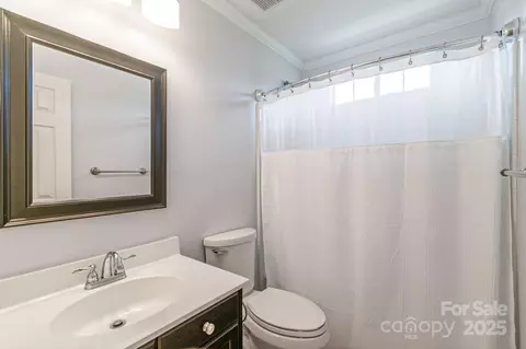 Bath - 10418 Pullengreen Dr, Charlotte, NC 28277 photo 6 of 6