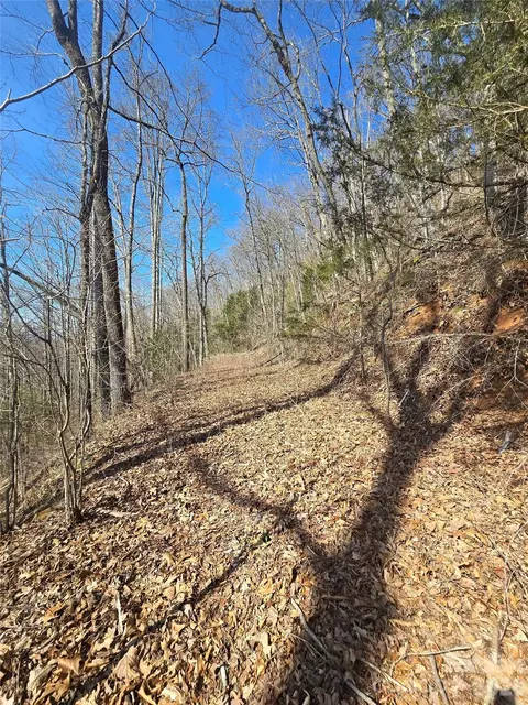30 Black Mountain Rd, Cullowhee, NC 28723