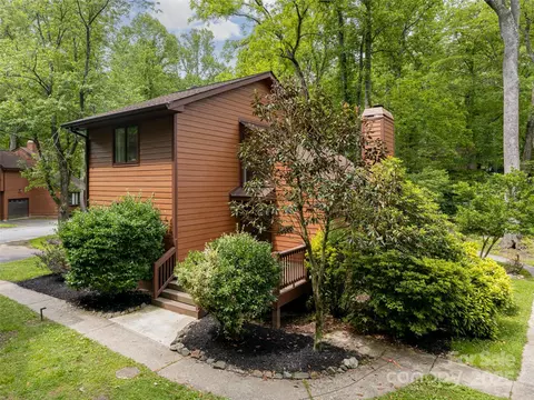 107 N Garden Ct, Fletcher, NC 28732