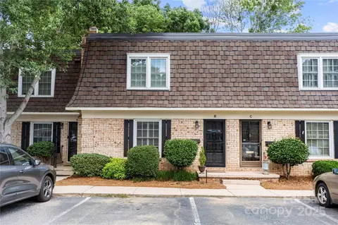 3500 Colony B Rd #B, Charlotte, NC 28211