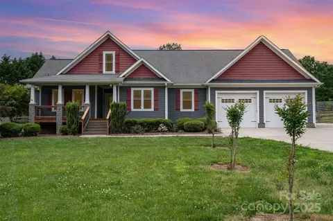 8993 Plank Rd, Norwood, NC 28128