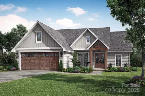 2106 Piper Ridge Dr, Lenoir, NC 28645