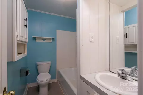 357 N Main St, Mount Pleasant, NC 28124 photo 10