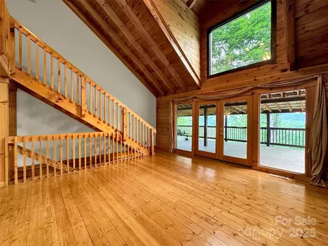 Living - 500 Beechwood Dr, Sylva, NC 28779 photo 6 of 13