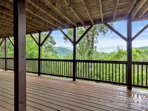 Exterior - 500 Beechwood Dr, Sylva, NC 28779 photo 6 of 11