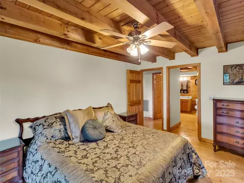 Bedroom - 500 Beechwood Dr, Sylva, NC 28779 photo 2 of 6