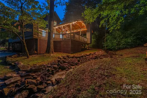 54 Turn About Ct, Waynesville, NC 28785