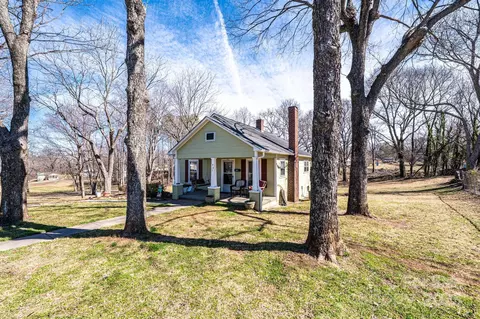 905 Orchard Sw St SW, Valdese, NC 28690