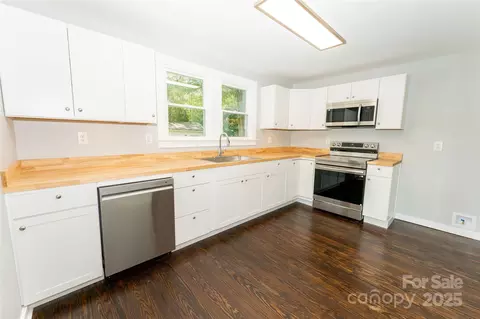Kitchen - 1208 Martin Luther King Ave, Kannapolis, NC 28083 photo 1 of 2