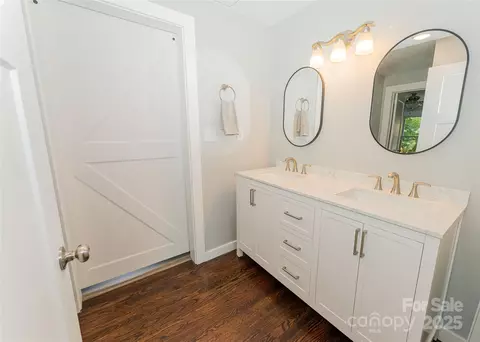 Bath - 1208 Martin Luther King Ave, Kannapolis, NC 28083 photo 1 of 4
