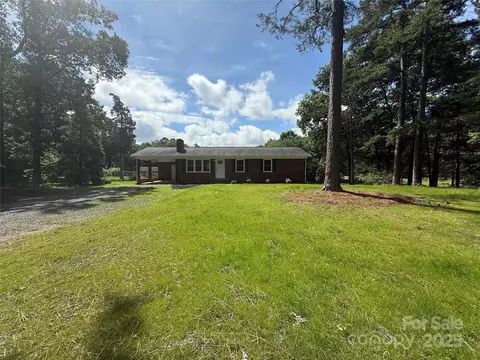 208 Winter St, Richfield, NC 28137