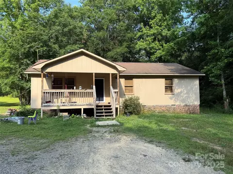 5881 Robinhood Rd, Fort Lawn, SC 29714