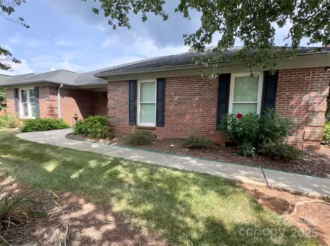 2191 Wynbourne Dr, Gastonia, NC 28056