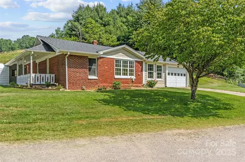 244 Carl Fox Rd, Burnsville, NC 28714