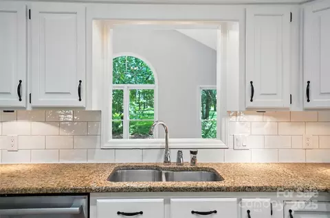 Kitchen - 4323 Crow Rd, Monroe, NC 28112 photo 5 of 5