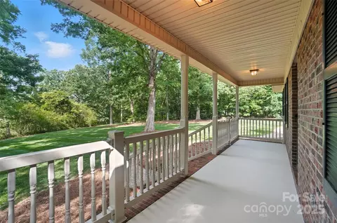 Exterior - 4323 Crow Rd, Monroe, NC 28112 photo 1 of 3