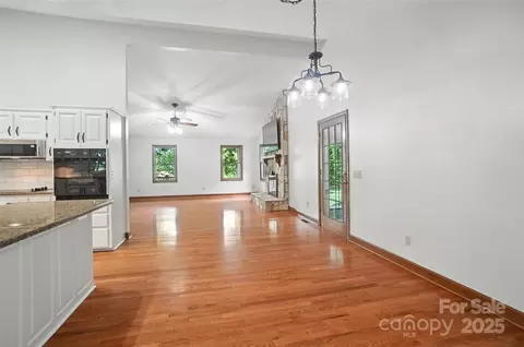 Living - 4323 Crow Rd, Monroe, NC 28112 photo 4 of 7