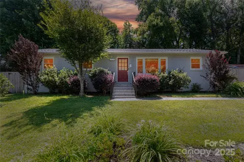 1114 Urban Pl, Charlotte, NC 28209
