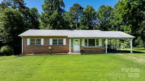 917 Sunset Sw Ave SW, Valdese, NC 28690