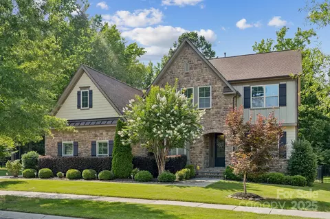 11412 Preservation Ln, Charlotte, NC 28278