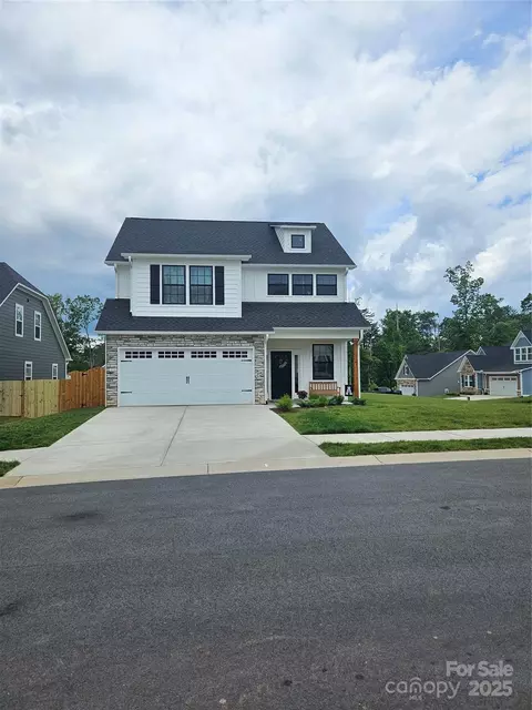 85 Twain Trl, Fletcher, NC 28732