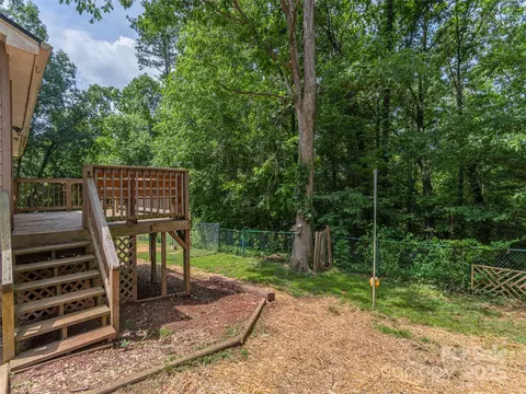 623 Nellie John Dr, Clyde, NC 28721 photo 20