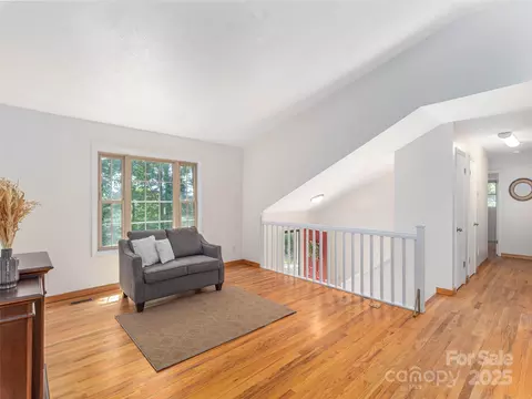 623 Nellie John Dr, Clyde, NC 28721 photo 7