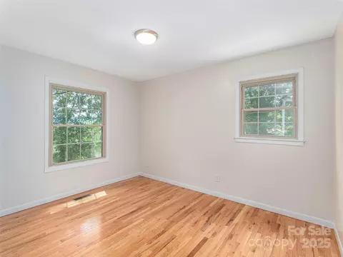 623 Nellie John Dr, Clyde, NC 28721 photo 14
