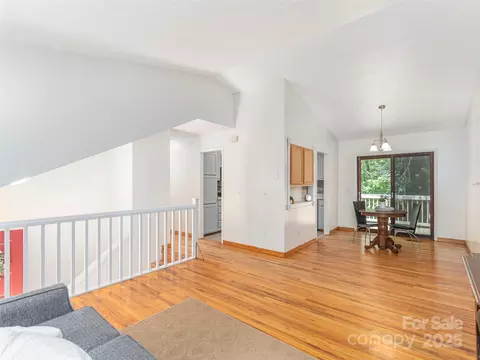 623 Nellie John Dr, Clyde, NC 28721 photo 8