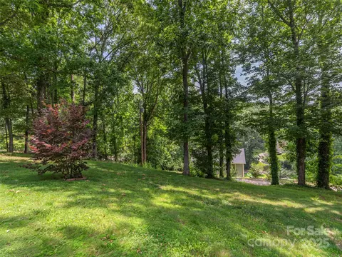 623 Nellie John Dr, Clyde, NC 28721 photo 24