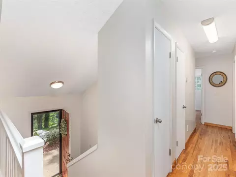 623 Nellie John Dr, Clyde, NC 28721 photo 5