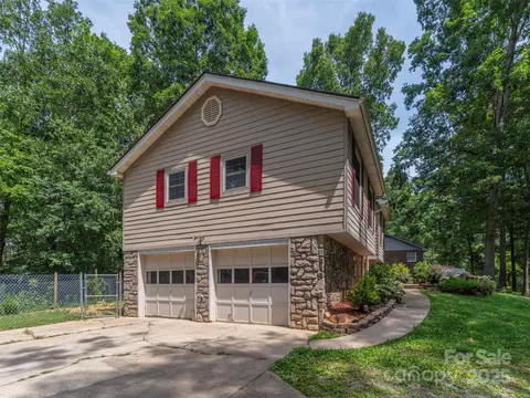 623 Nellie John Dr, Clyde, NC 28721 photo 23