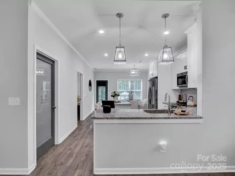 Entry Way - 720 4th St, Stanley, NC 28164 photo 1 of 1