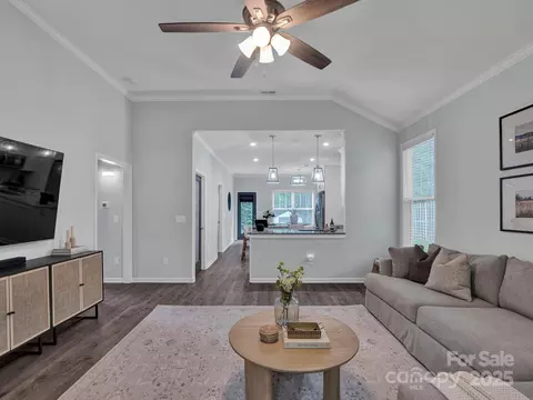 Living - 720 4th St, Stanley, NC 28164 photo 2 of 5